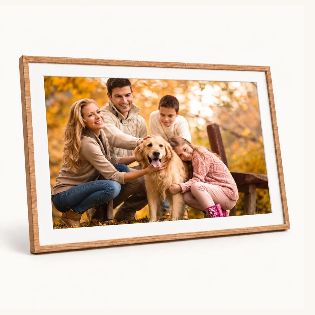 Grote Digitale Fotolijst Hout - 15.6" XL (39.6 cm)